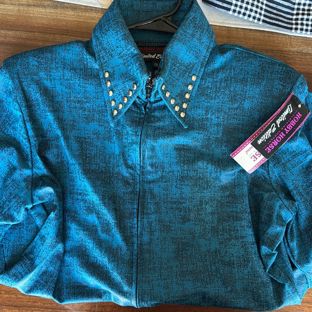 NWT Hobby Horse day shirt